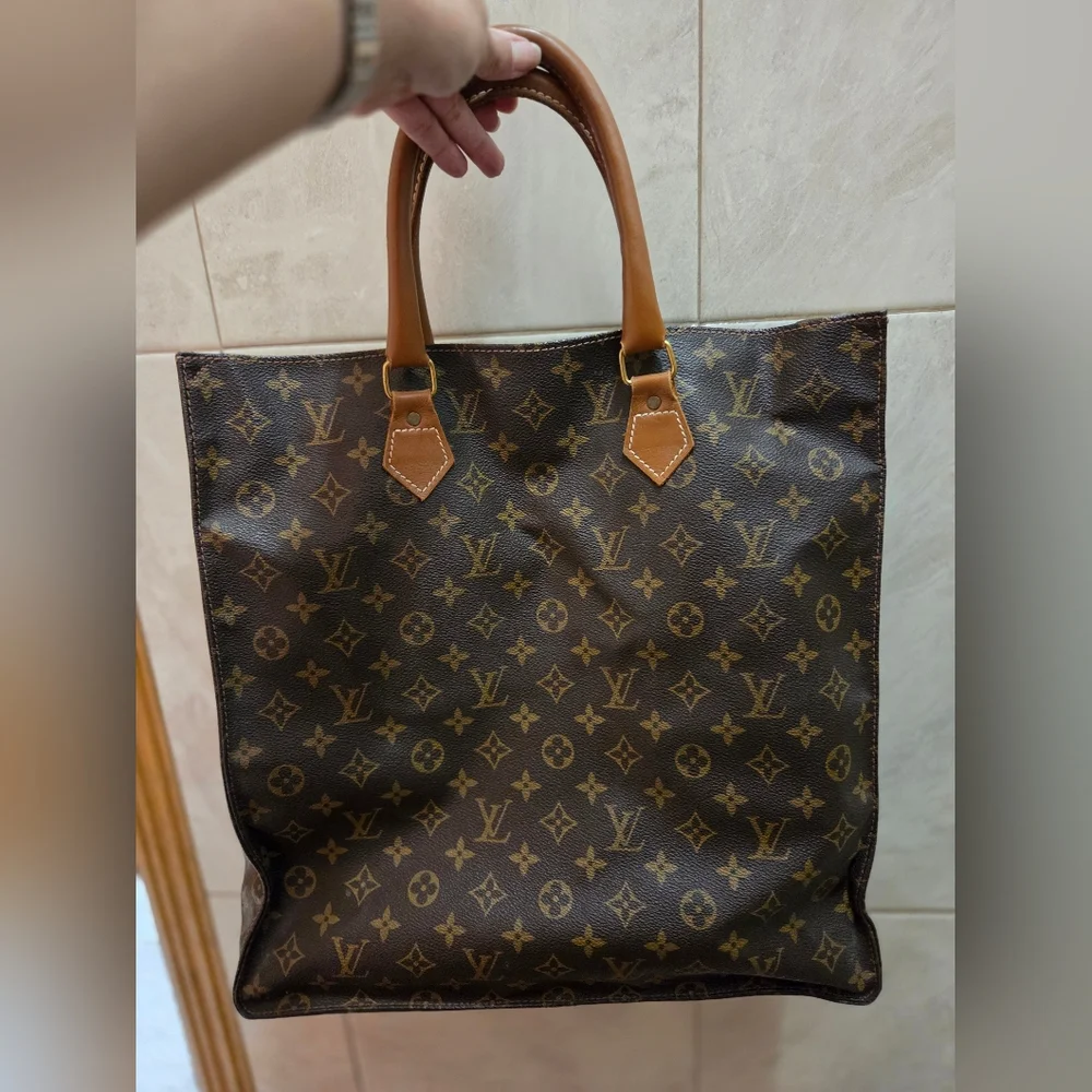 Louis Vuitton Monogram French Company Sac Plat Tote Bag | Vintage - Picture 3 of 13